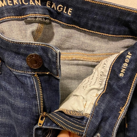 AE Jeggings Like New - Picture 3 of 5